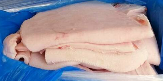 Блок із сала ковбасного хребтового, заморожений, ГСТУ 46.019, 1 кг